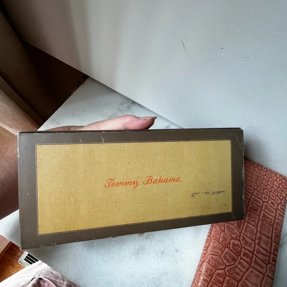 Tommy Bahama Terracotta Crocodile Embossed jewelry travel case
